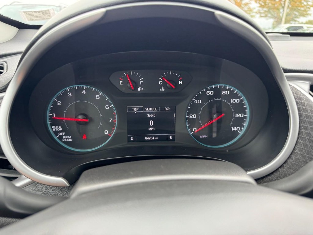 Chevrolet Malibu Vehicle Full-screen Gallery Image 22