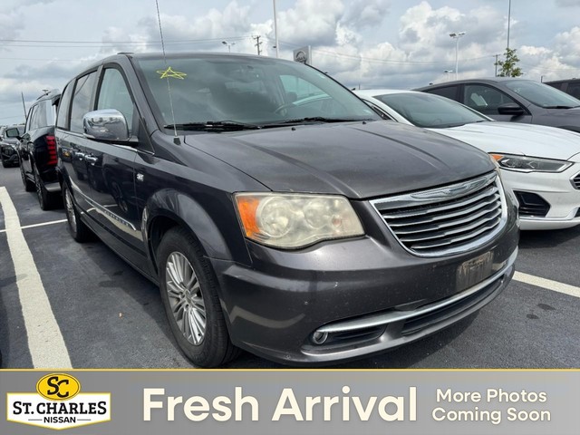 St. Peters MO 2014 Chrysler Town & Country more details - chrysler town & country