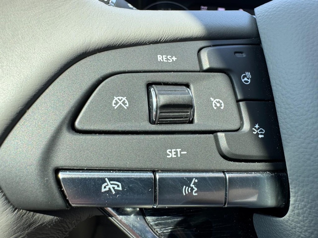 Cadillac XT6 Vehicle Full-screen Gallery Image 18