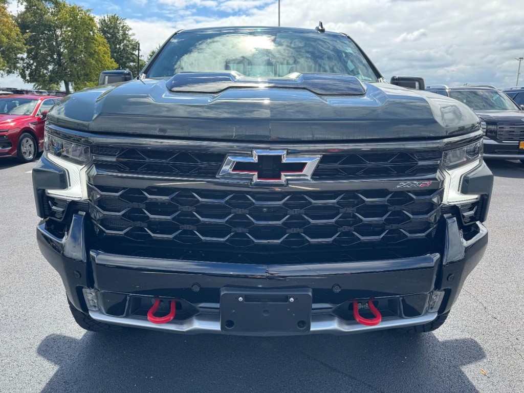 Chevrolet Silverado 1500 Vehicle Full-screen Gallery Image 09