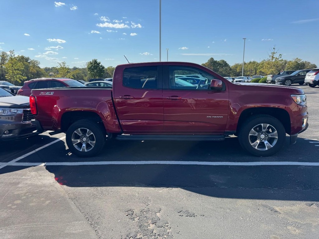 Chevrolet Colorado Vehicle Full-screen Gallery Image 03