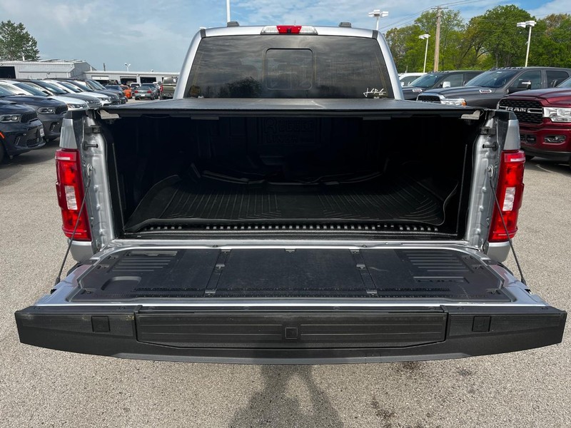 2022 Ford F-150 4WD XLT SuperCrew photo