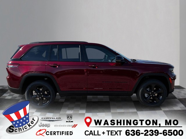 2024 Jeep Grand Cherokee Limited at Schicker Chrysler Dodge Jeep Ram in Washington MO