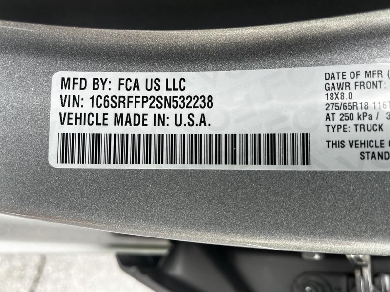 Ram 1500 Vehicle Full-screen Gallery Image 14