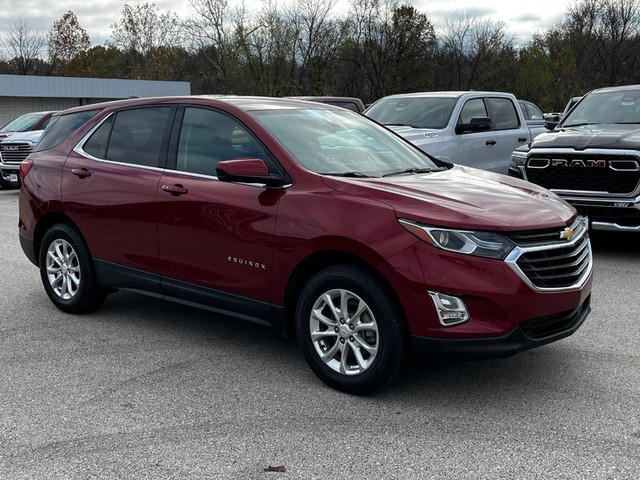 Used 2020 Chevrolet Equinox LT with VIN 2GNAXUEV5L6267231 for sale in Washington, MO