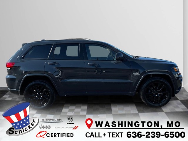 more details - jeep grand cherokee