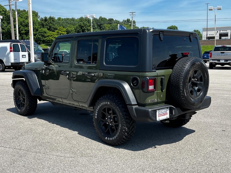 Jeep Wrangler Vehicle Full-screen Gallery Image 06