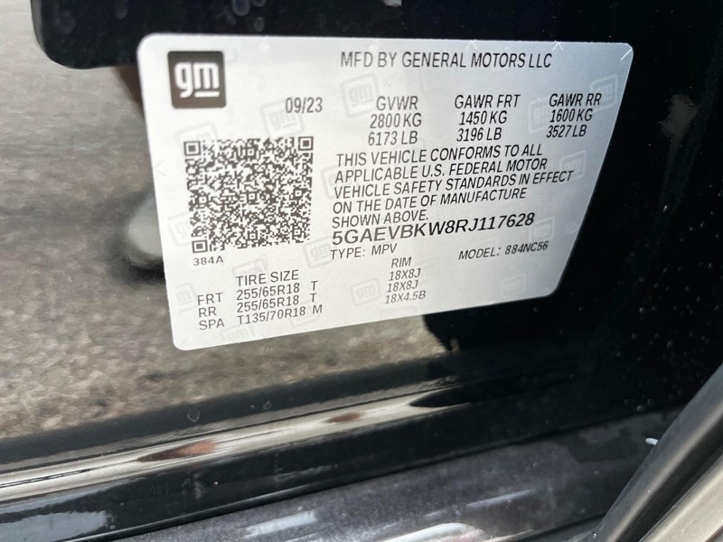 Buick Enclave Vehicle Full-screen Gallery Image 24