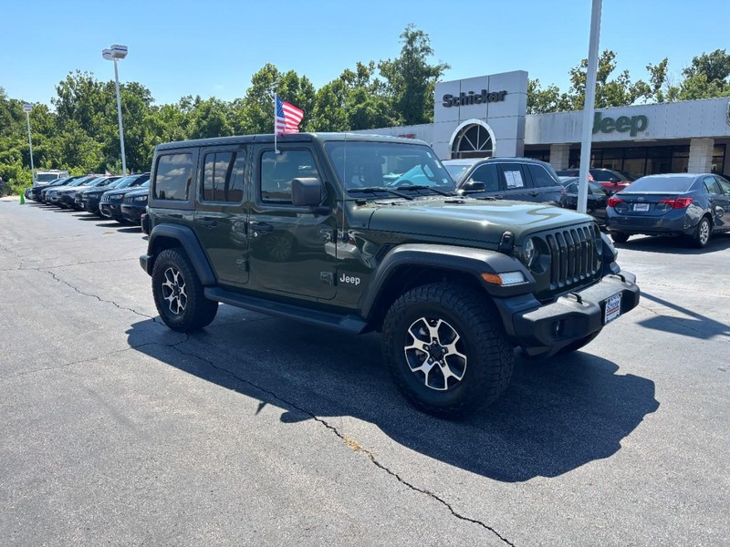 Jeep Wrangler Vehicle Full-screen Gallery Image 02