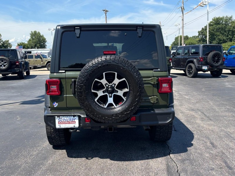 Jeep Wrangler Vehicle Full-screen Gallery Image 05