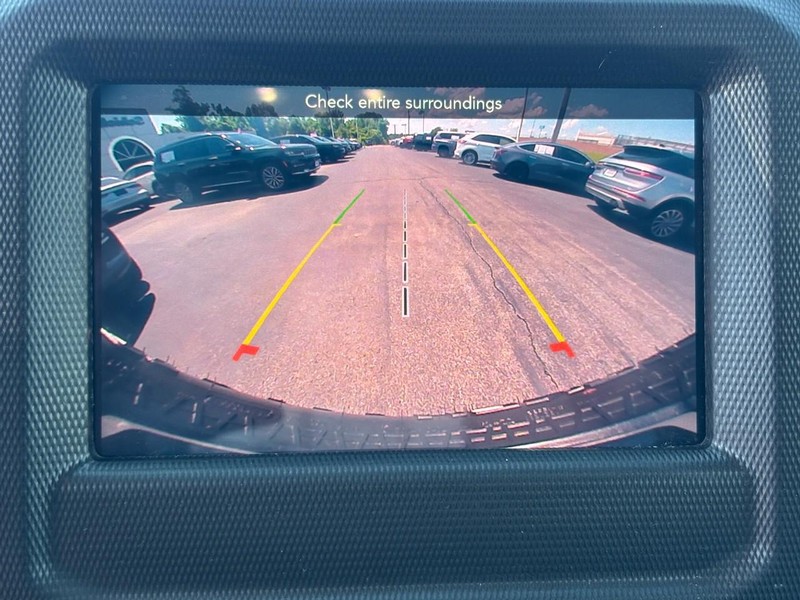 Jeep Wrangler Vehicle Full-screen Gallery Image 22