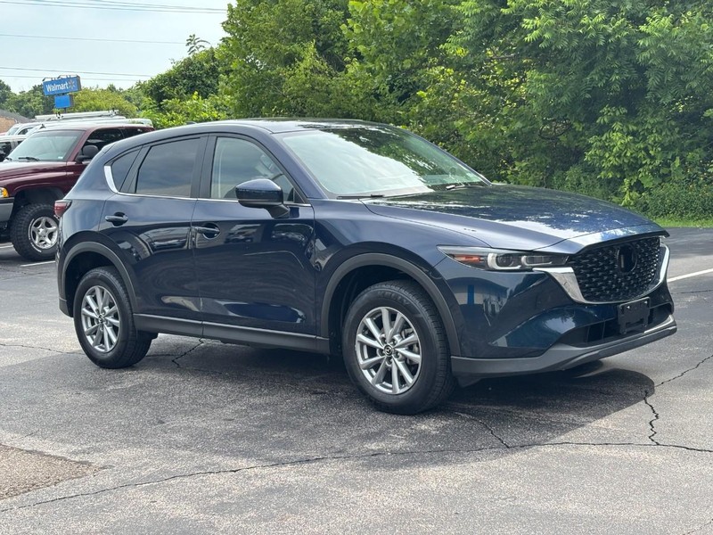 Mazda CX-5 Vehicle Full-screen Gallery Image 02