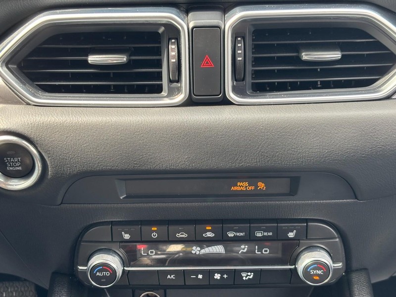 Mazda CX-5 Vehicle Full-screen Gallery Image 14