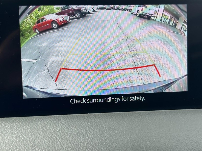 Mazda CX-5 Vehicle Full-screen Gallery Image 20