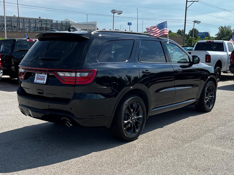 Dodge Durango Vehicle Full-screen Gallery Image 03