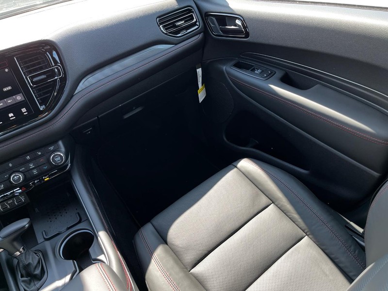 Dodge Durango Vehicle Full-screen Gallery Image 10