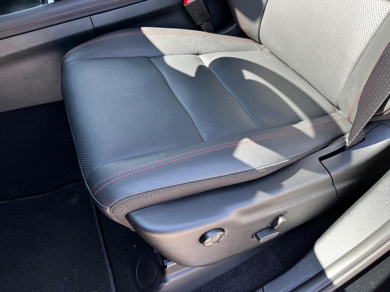 Dodge Durango Vehicle Full-screen Gallery Image 13