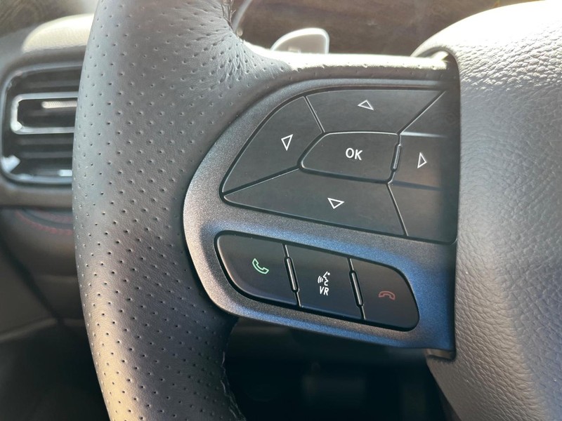 Dodge Durango Vehicle Full-screen Gallery Image 14