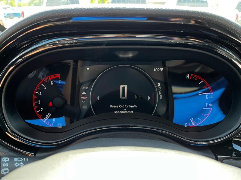 Dodge Durango Vehicle Full-screen Gallery Image 16