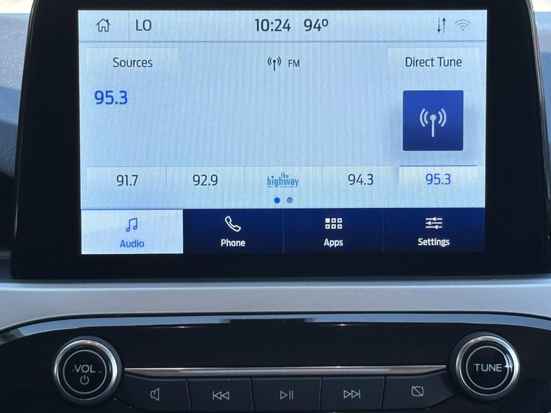 Ford Escape Vehicle Full-screen Gallery Image 13