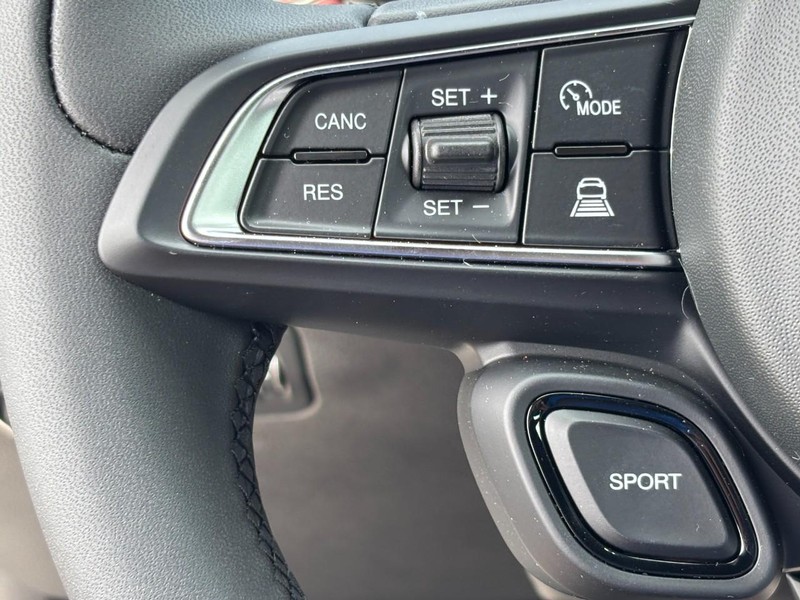 Dodge Hornet Vehicle Full-screen Gallery Image 12