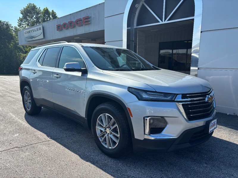 Chevrolet Traverse Vehicle Full-screen Gallery Image 02