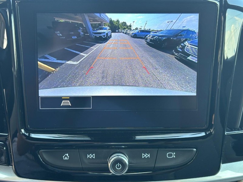 Chevrolet Traverse Vehicle Full-screen Gallery Image 22