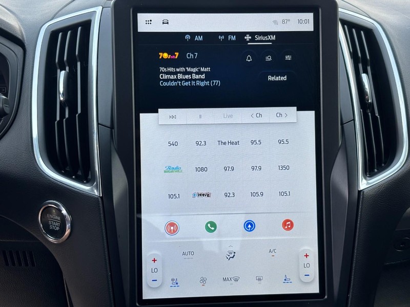 Ford Edge Vehicle Full-screen Gallery Image 20