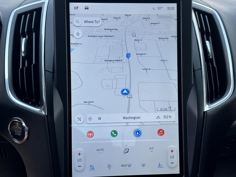 Ford Edge Vehicle Full-screen Gallery Image 22