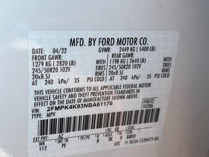 Ford Edge Vehicle Full-screen Gallery Image 27