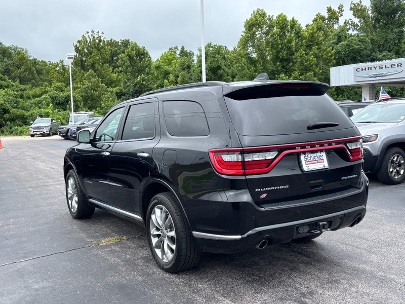 Dodge Durango Vehicle Full-screen Gallery Image 06