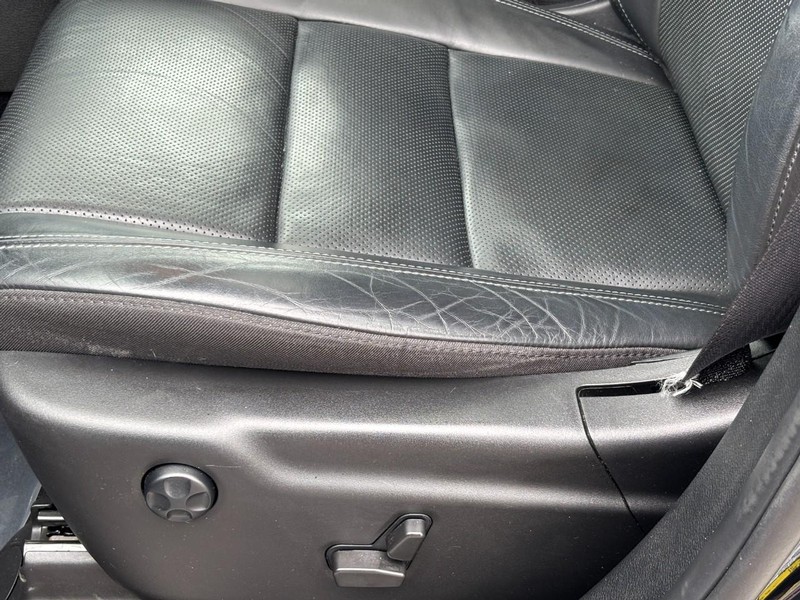 Dodge Durango Vehicle Full-screen Gallery Image 26