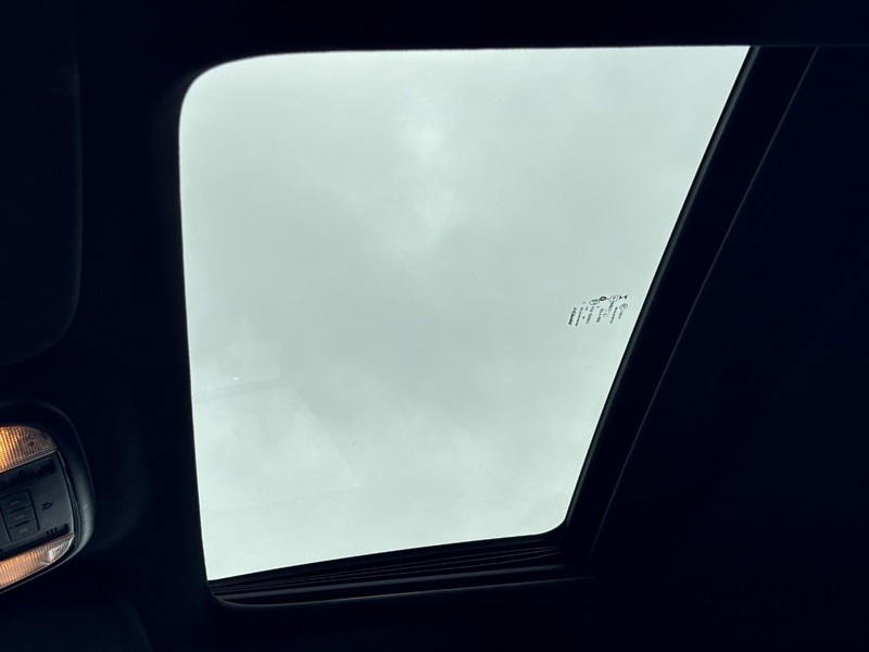 Dodge Durango Vehicle Full-screen Gallery Image 27