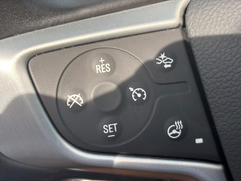 GMC Terrain Vehicle Full-screen Gallery Image 17