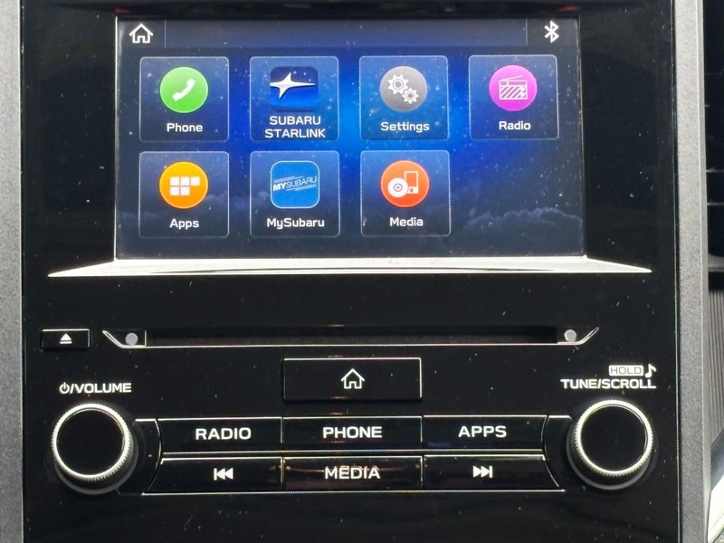 Subaru Crosstrek Vehicle Full-screen Gallery Image 13