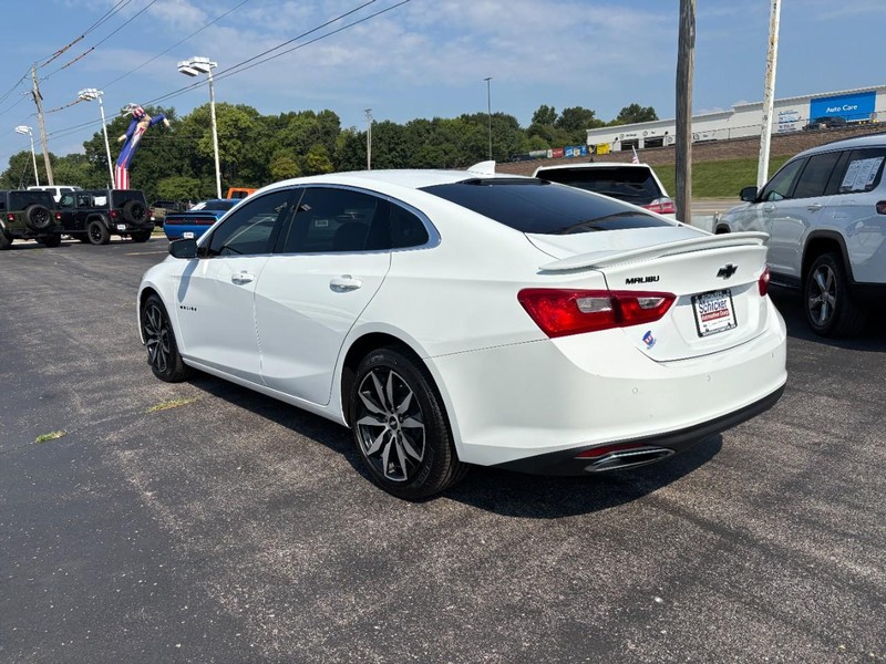 Chevrolet Malibu Vehicle Full-screen Gallery Image 06