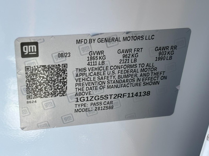 Chevrolet Malibu Vehicle Full-screen Gallery Image 26