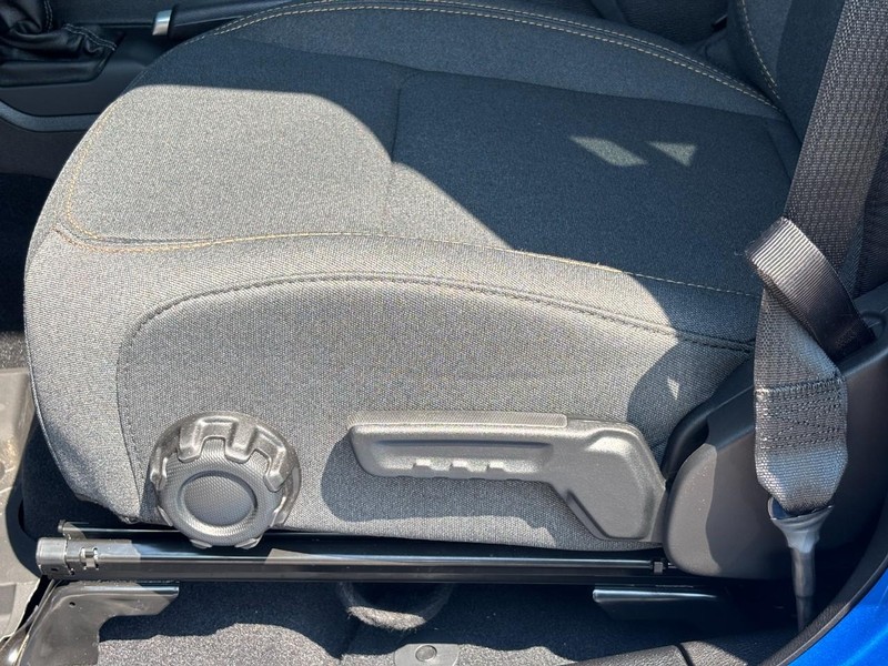 Jeep Wrangler Vehicle Full-screen Gallery Image 20