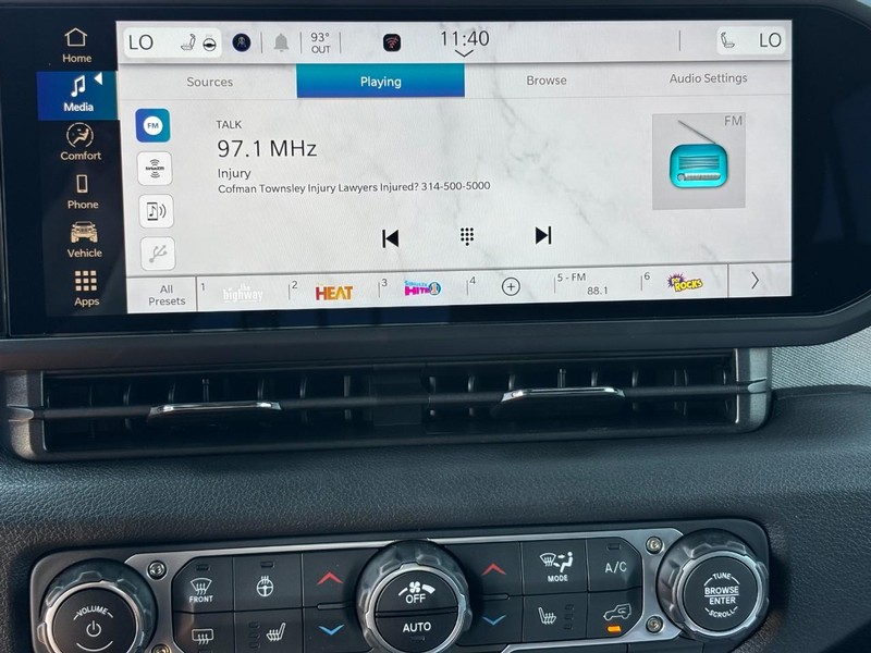 Jeep Wrangler Vehicle Full-screen Gallery Image 15