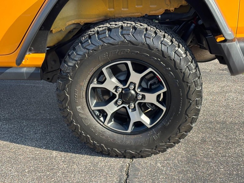 Jeep Wrangler Vehicle Full-screen Gallery Image 07