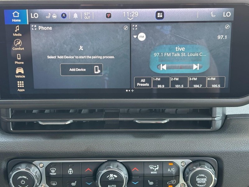 Jeep Wrangler Vehicle Full-screen Gallery Image 09