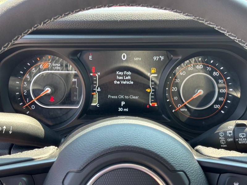 Jeep Wrangler Vehicle Full-screen Gallery Image 15