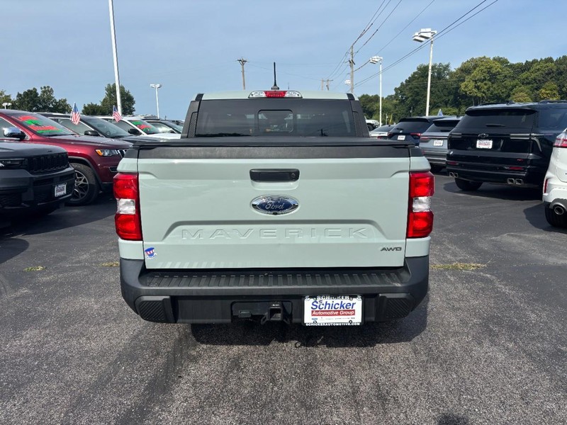 Ford Maverick Vehicle Full-screen Gallery Image 05