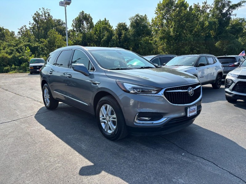 Buick Enclave Vehicle Full-screen Gallery Image 02