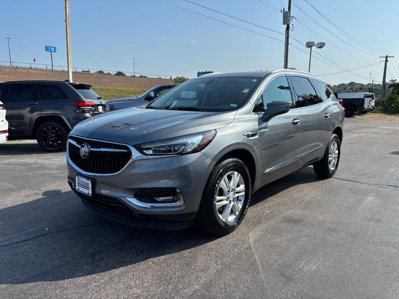 Buick Enclave Vehicle Full-screen Gallery Image 08