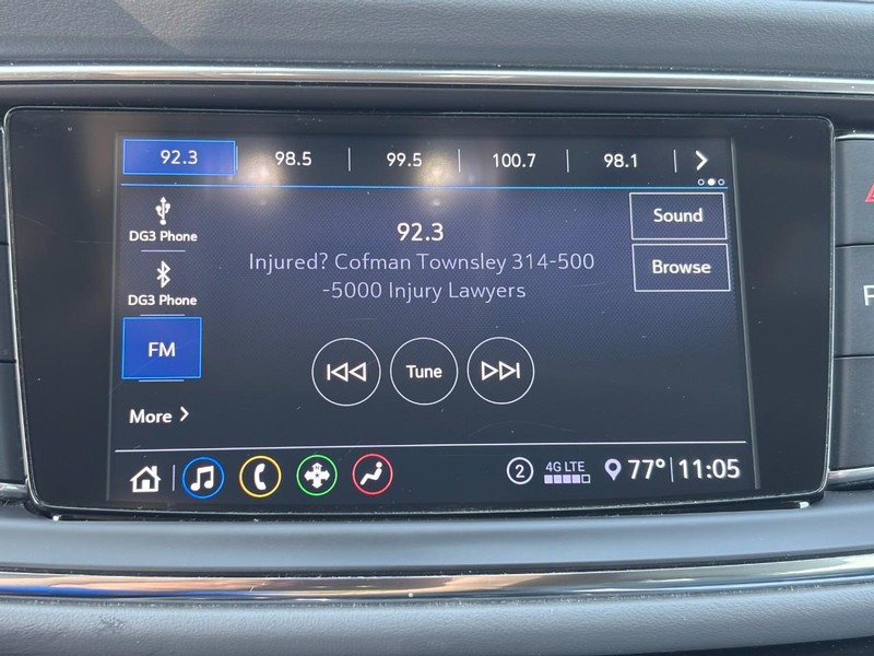 Buick Enclave Vehicle Full-screen Gallery Image 21