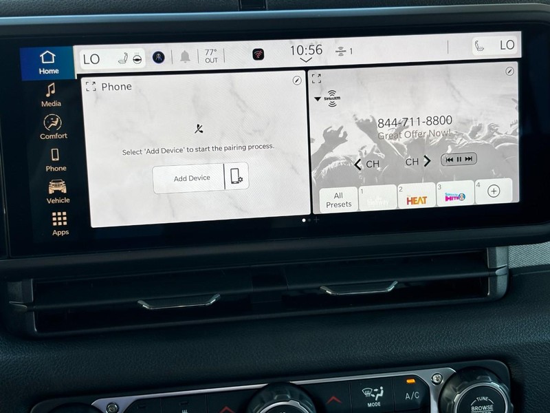 Jeep Wrangler Vehicle Full-screen Gallery Image 15