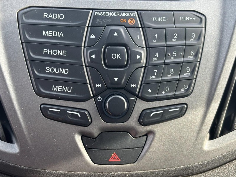 Ford Transit Van Vehicle Full-screen Gallery Image 16