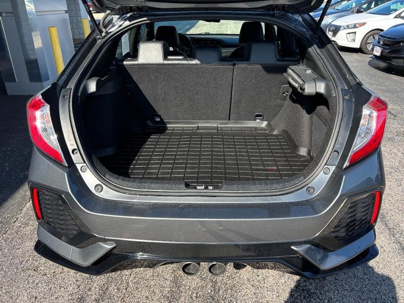 Honda Civic Hatchback Vehicle Full-screen Gallery Image 04