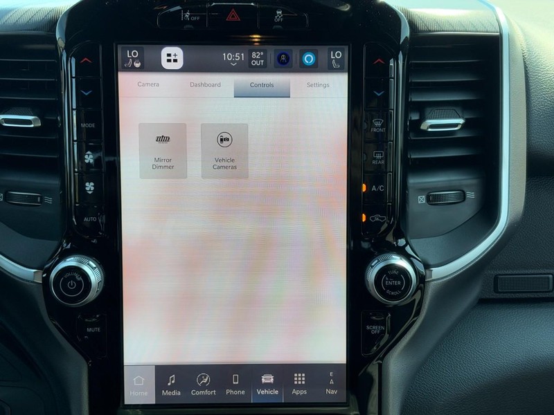 Ram 2500 Vehicle Full-screen Gallery Image 08